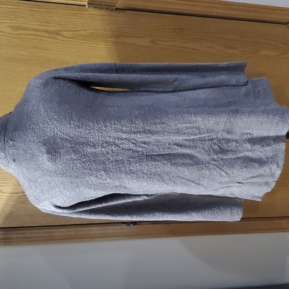 Barefoot dreams nwt bamboo chic lite calypso wrap cocoa color - Picture 5 of 8